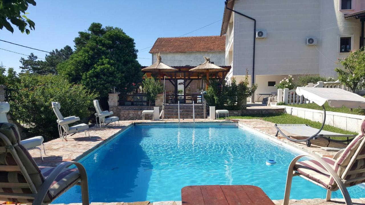 Vila Pekec Mala Mostanica Exterior foto